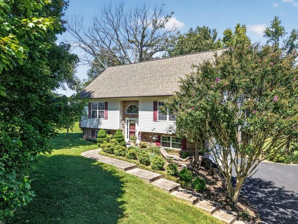 2593 Nova Cir , Cookeville, TN 38501