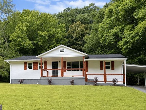 56 W Penn Street, Trion, GA 30753