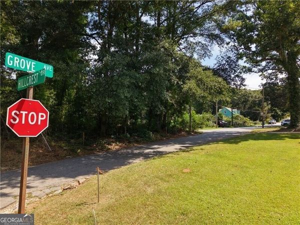 1929 Grove Avenue, East Point, GA 30344