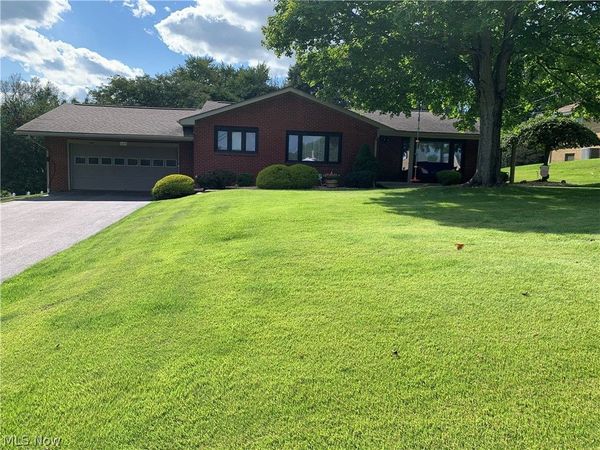 16891 Harding Avenue , East Liverpool, OH 43920