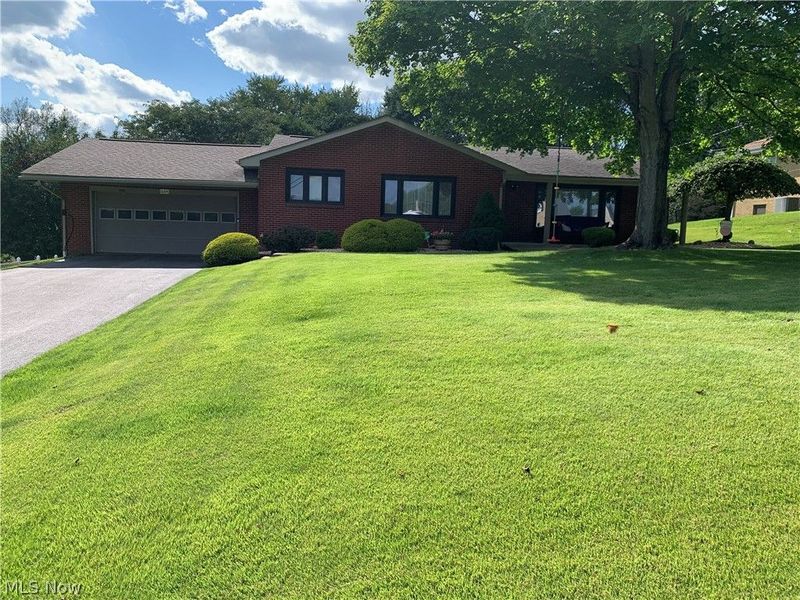 16891 Harding Avenue, East Liverpool, OH 43920 Photo 1