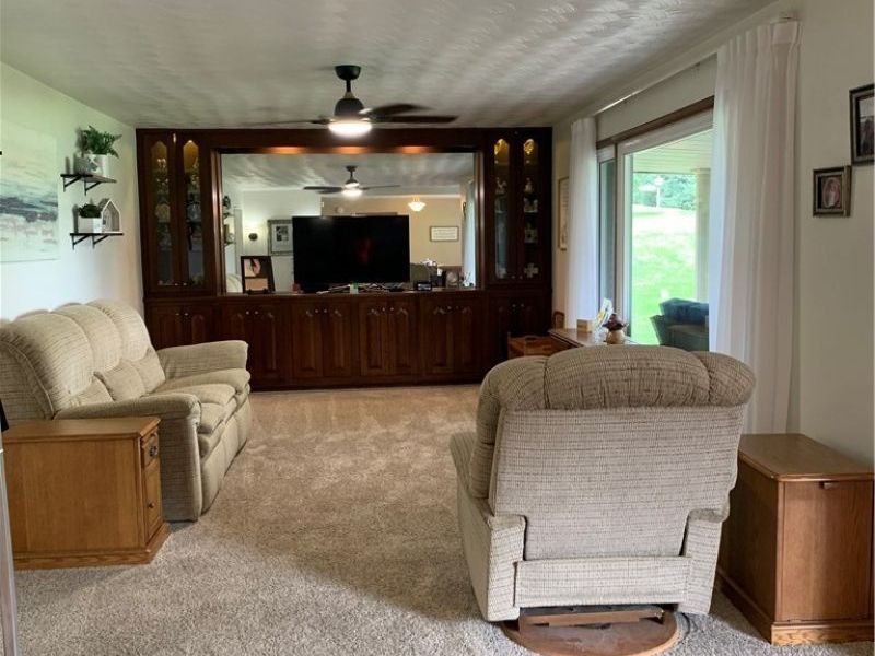 16891 Harding Avenue, East Liverpool, OH 43920 Photo 21
