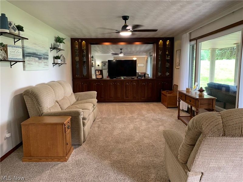 16891 Harding Avenue, East Liverpool, OH 43920 Photo 22