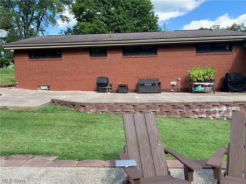 16891 Harding Avenue, East Liverpool, OH 43920 Photo 5