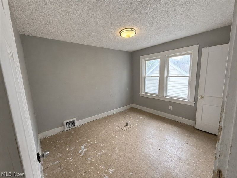 3698 E 143rd Street, Cleveland, OH 44120 Photo 6