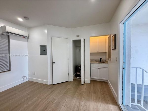 427 NE 62nd St , Unit 5, Miami, FL 33138