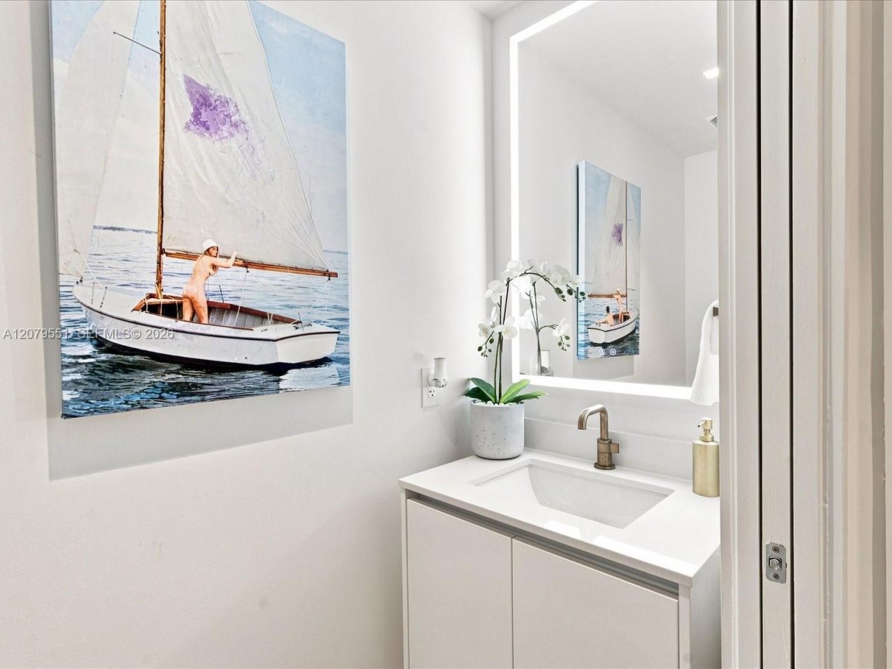 700 NE 24th St, Unit 5605, Miami, FL 33137 Photo