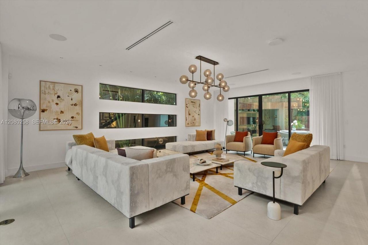 4181 Ingraham Hwy, Miami, FL 33133 Photo