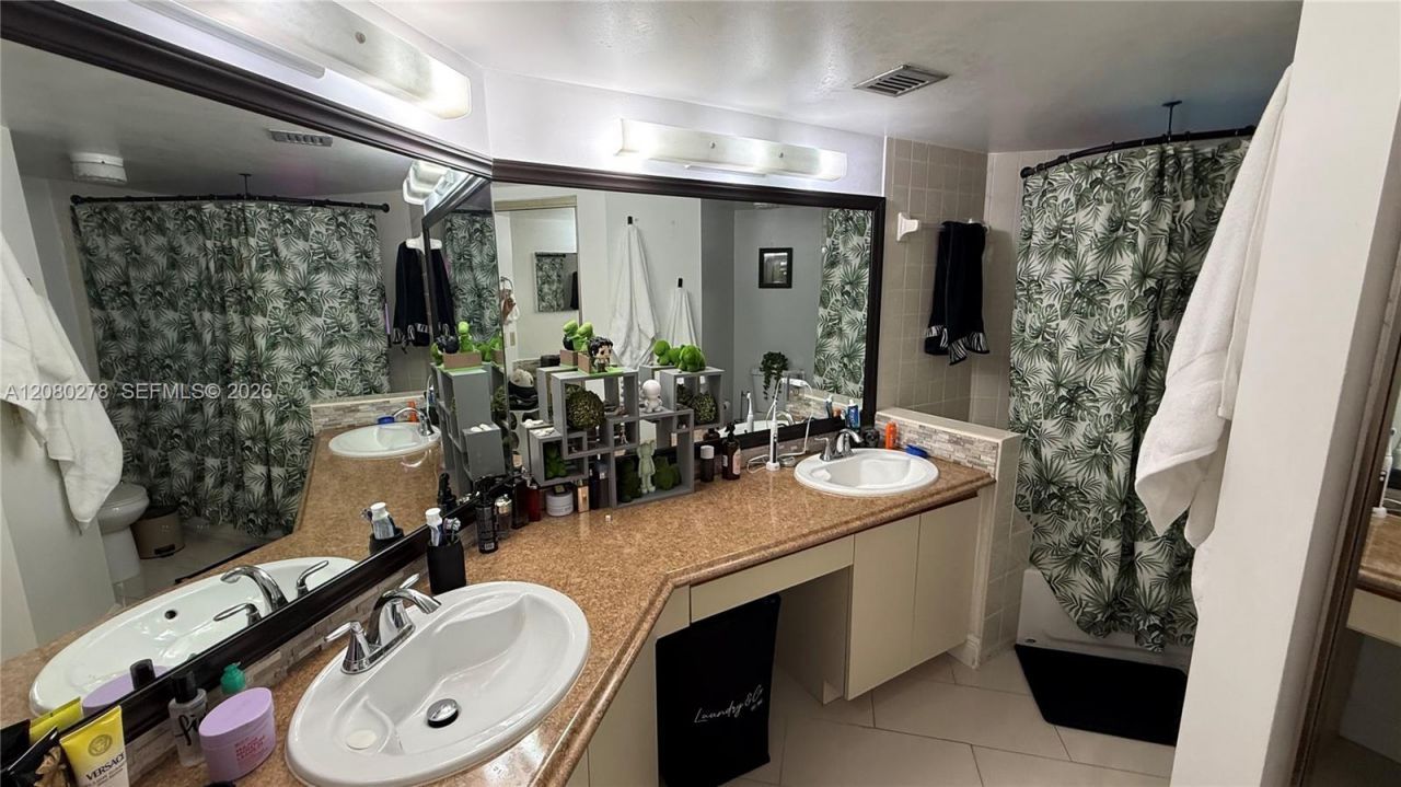 15525 Miami Lakeway N, Unit 206, Miami Lakes, FL 33014 Photo