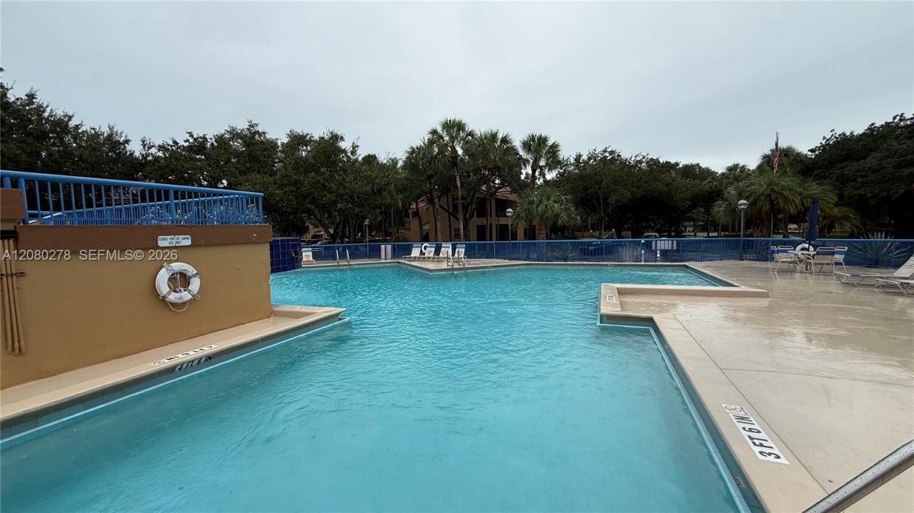 15525 Miami Lakeway N, Unit 206, Miami Lakes, FL 33014 Photo