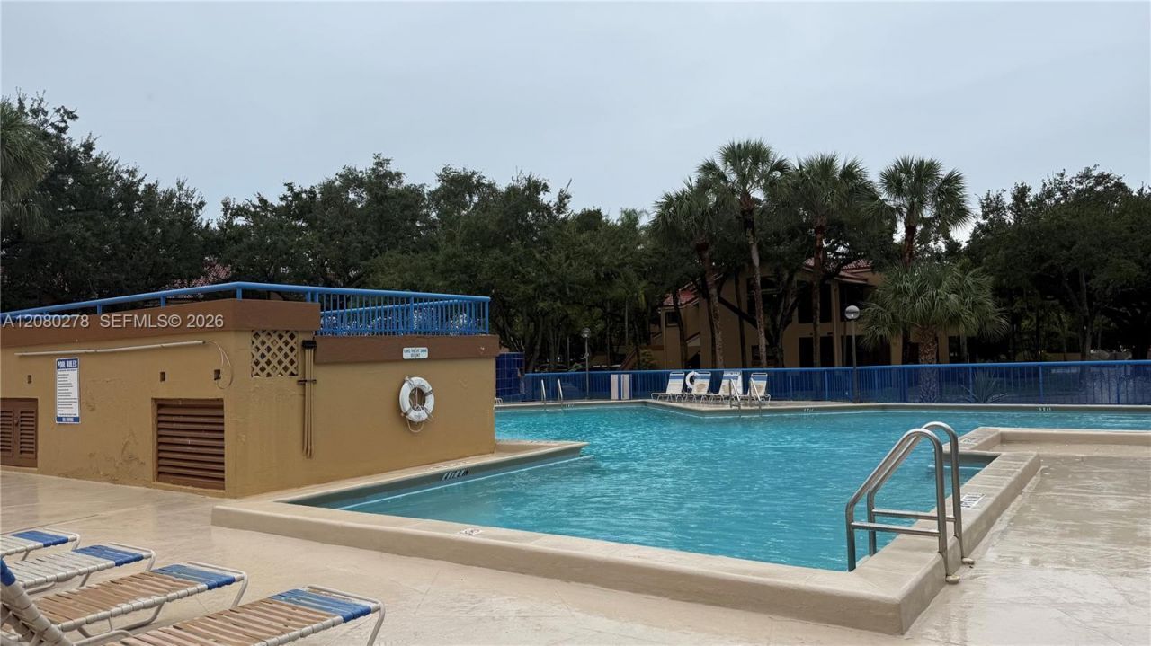 15525 Miami Lakeway N, Unit 206, Miami Lakes, FL 33014 Photo