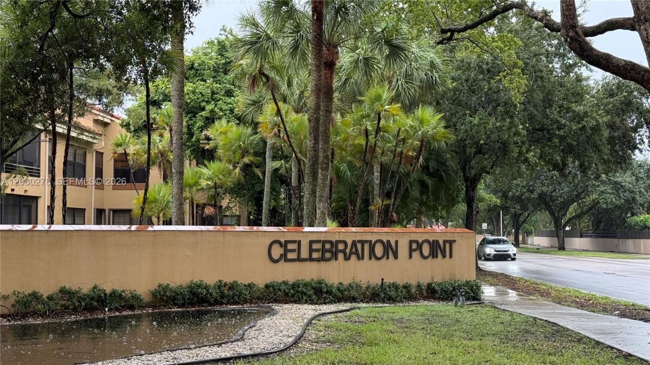 15525 Miami Lakeway N, Unit 206, Miami Lakes, FL 33014 Photo