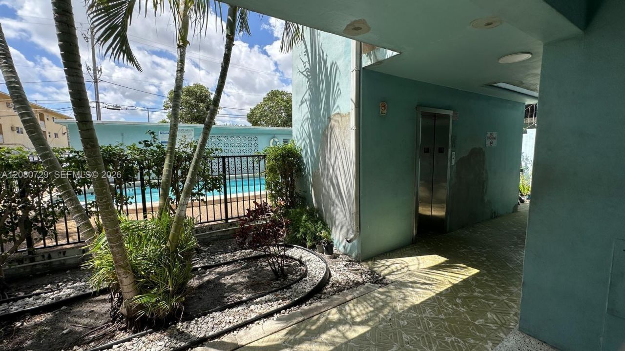 380 E 35th St , Unit 9, Hialeah, FL 33013 Photo