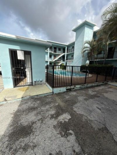 380 E 35th St , Unit 9, Hialeah, FL 33013 Photo
