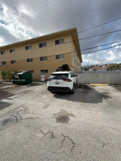 380 E 35th St , Unit 9, Hialeah, FL 33013 Photo
