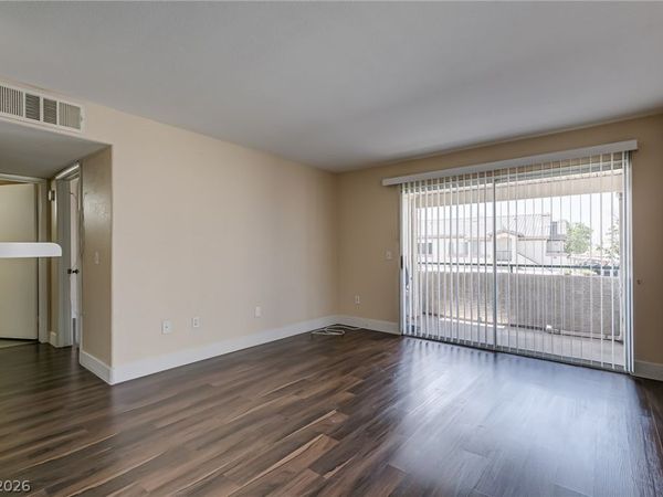 5710 E Tropicana Avenue , Unit 2106, Las Vegas, NV 89122