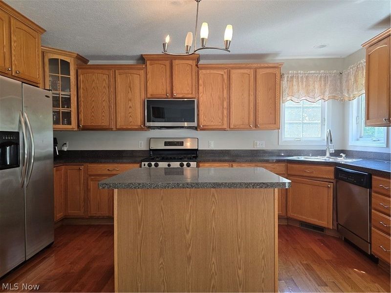 7764 Oak Meadow Drive, Hudson, OH 44236 Photo 14