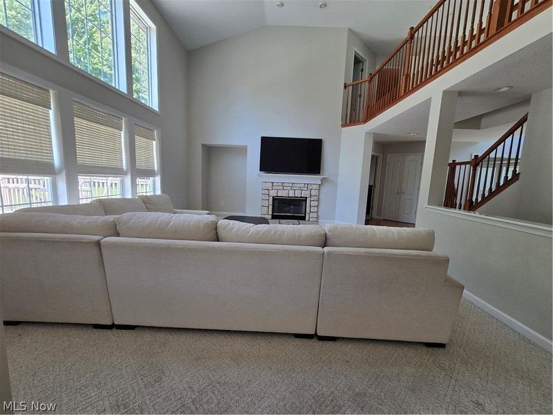 7764 Oak Meadow Drive, Hudson, OH 44236 Photo 6