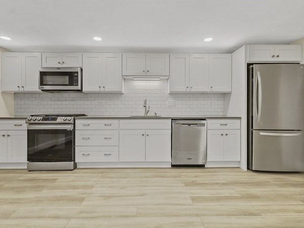 6 Dale St, Unit 6, Franklin, MA 02038