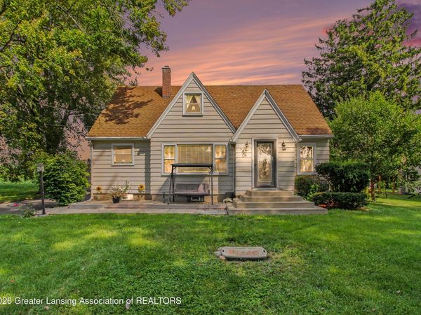 8306 W St Joe Highway, Lansing, MI 48917