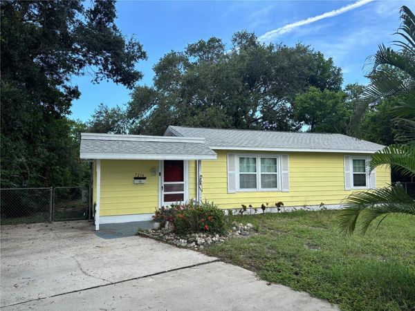 7216 7TH AVENUE N, ST PETERSBURG, FL 33710