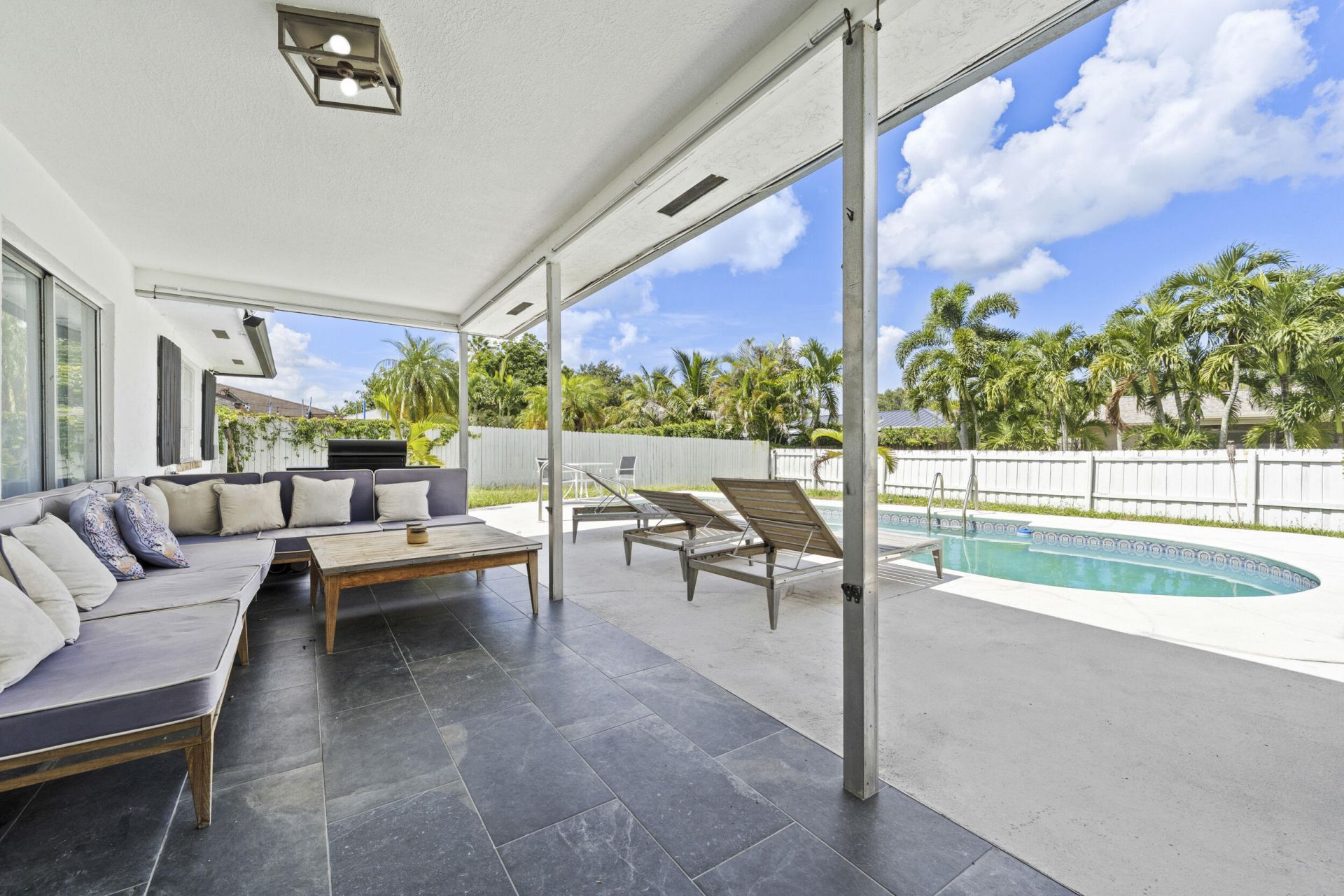 245 Sandpiper Avenue, Royal Palm Beach, FL 33411 Photo