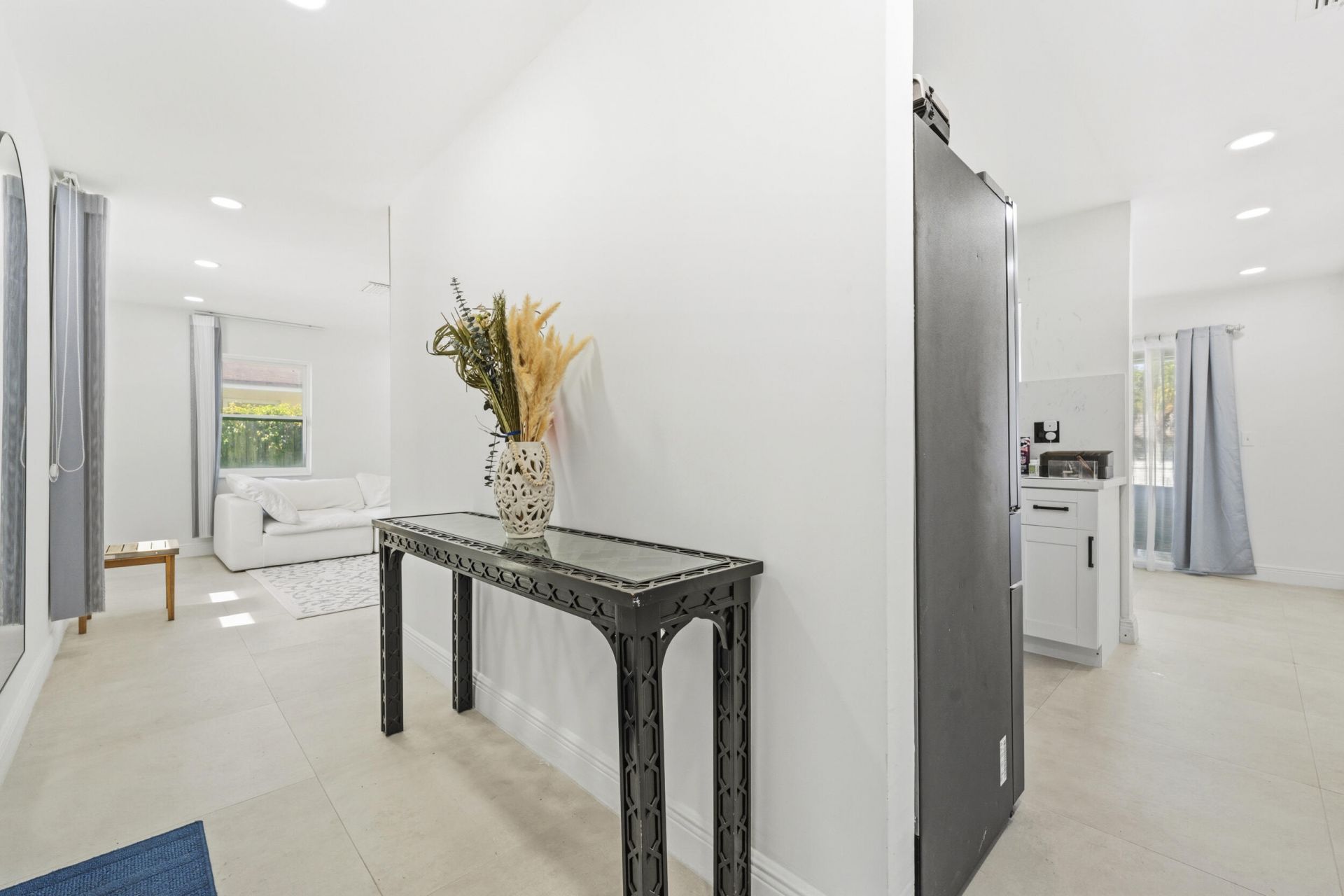 245 Sandpiper Avenue, Royal Palm Beach, FL 33411 Photo
