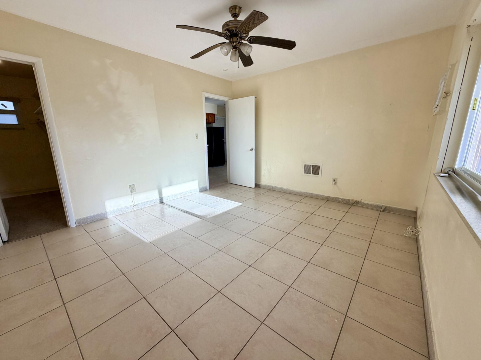 11102 NW 11th Avenue, Miami, FL 33168 Photo