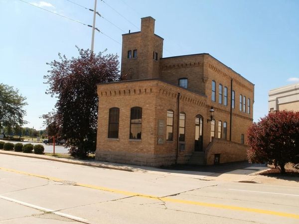 136 JACKSON STREET, Oshkosh, WI 54901