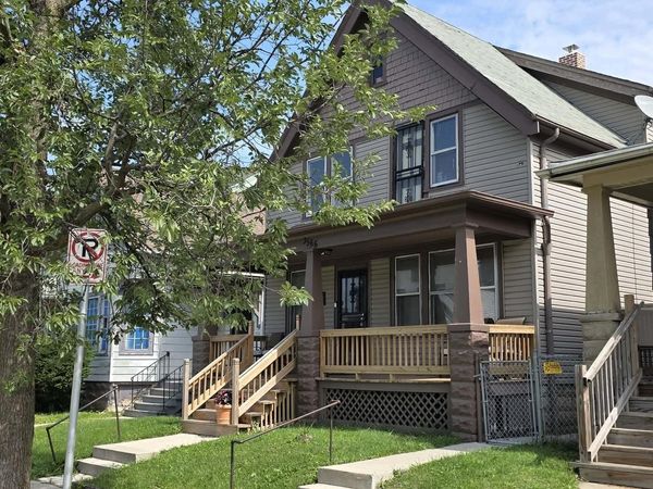 3566 N 11th STREET, Milwaukee, WI 53206