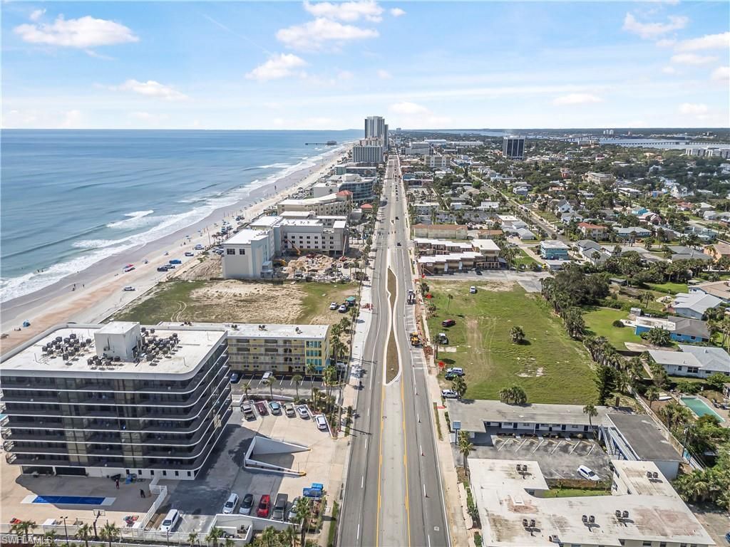 1012 Atlantic Ave N, Daytona Beach, FL 32118 Photo