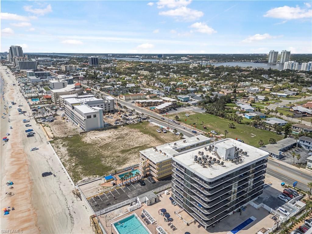 1012 Atlantic Ave N, Daytona Beach, FL 32118 Photo