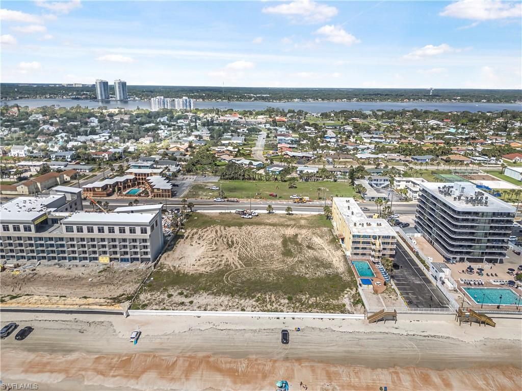 1012 Atlantic Ave N, Daytona Beach, FL 32118 Photo