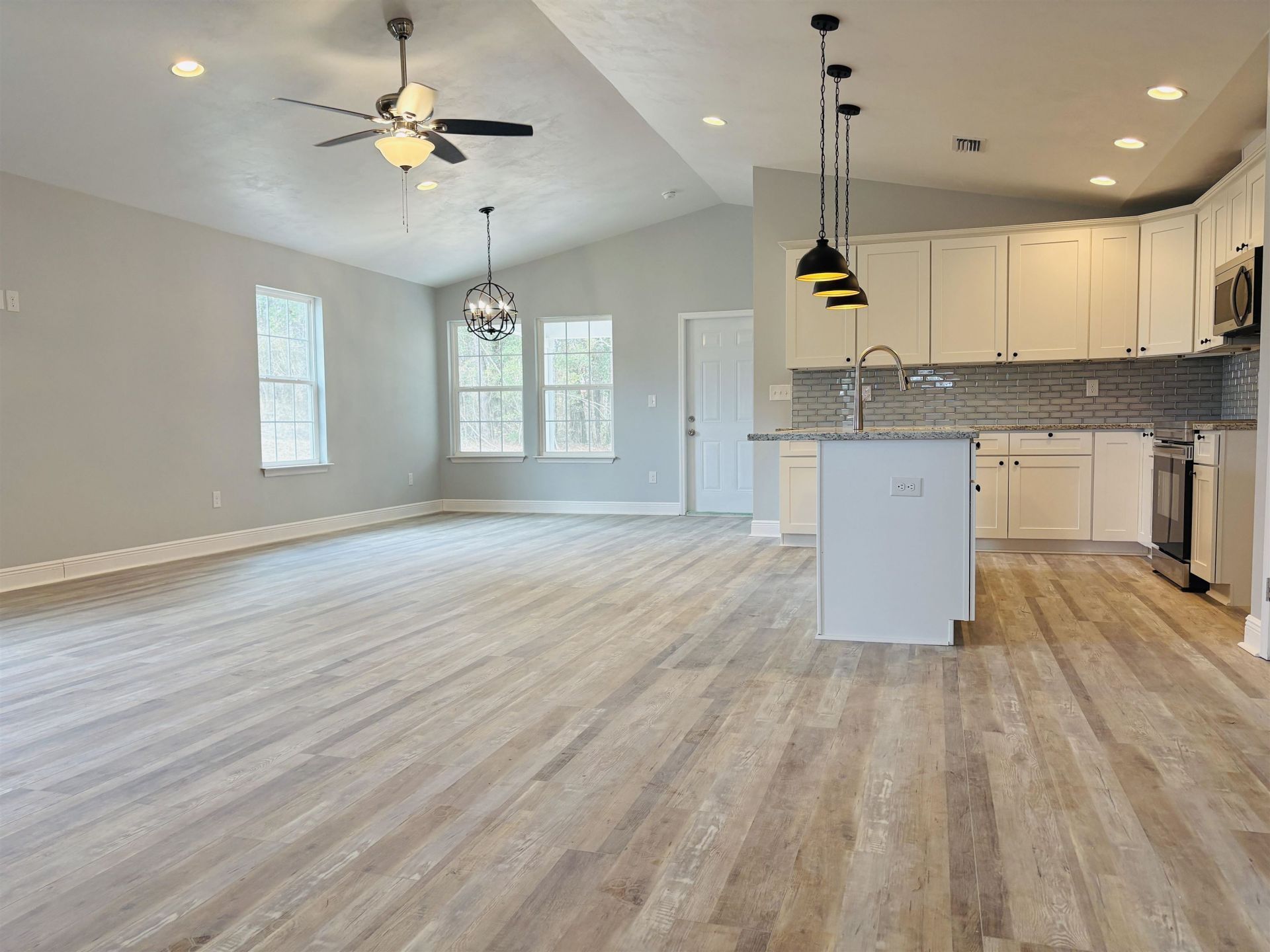 324 Delores Madison Drive , Midway, FL 32343 Photo