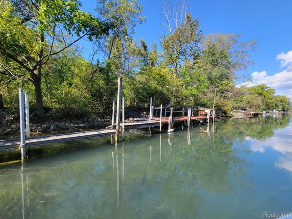 00 S Waterview, Grosse Ile Township, Mi 48138