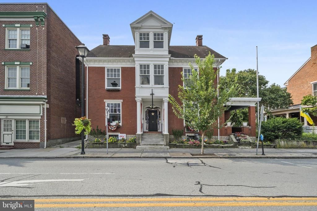 49 YORK STREET , GETTYSBURG, PA 17325