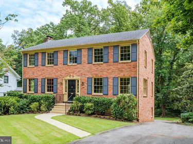 4456 38TH STREET N, ARLINGTON, VA 22207