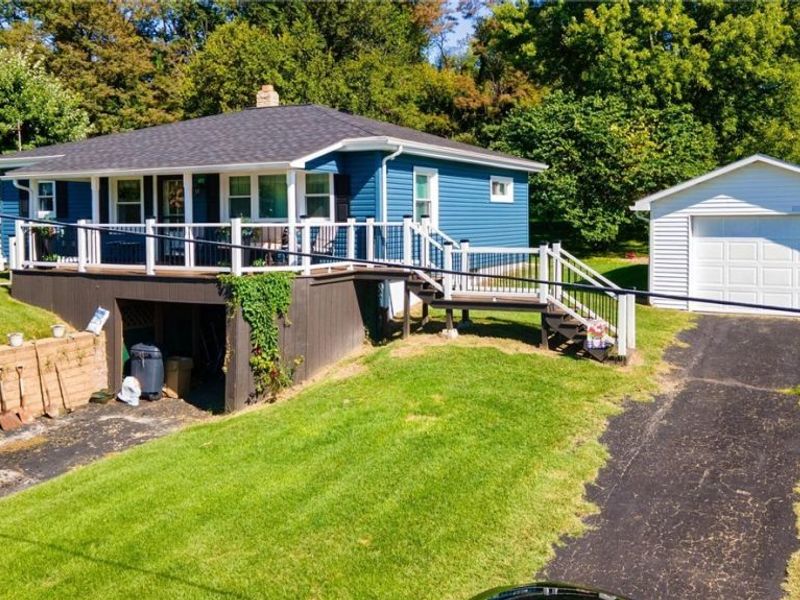 407 DIANA Drive, Hopedale, OH 43976 Photo 2