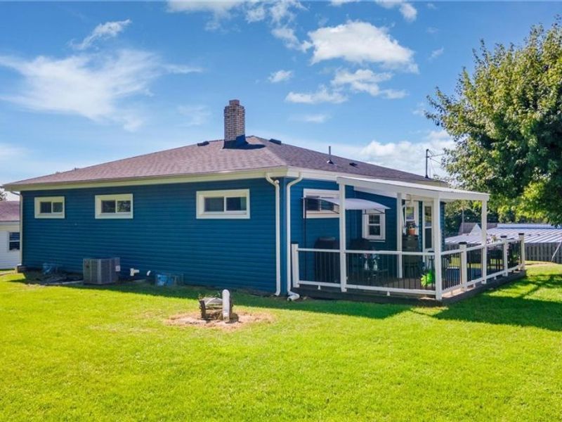 407 DIANA Drive, Hopedale, OH 43976 Photo 7