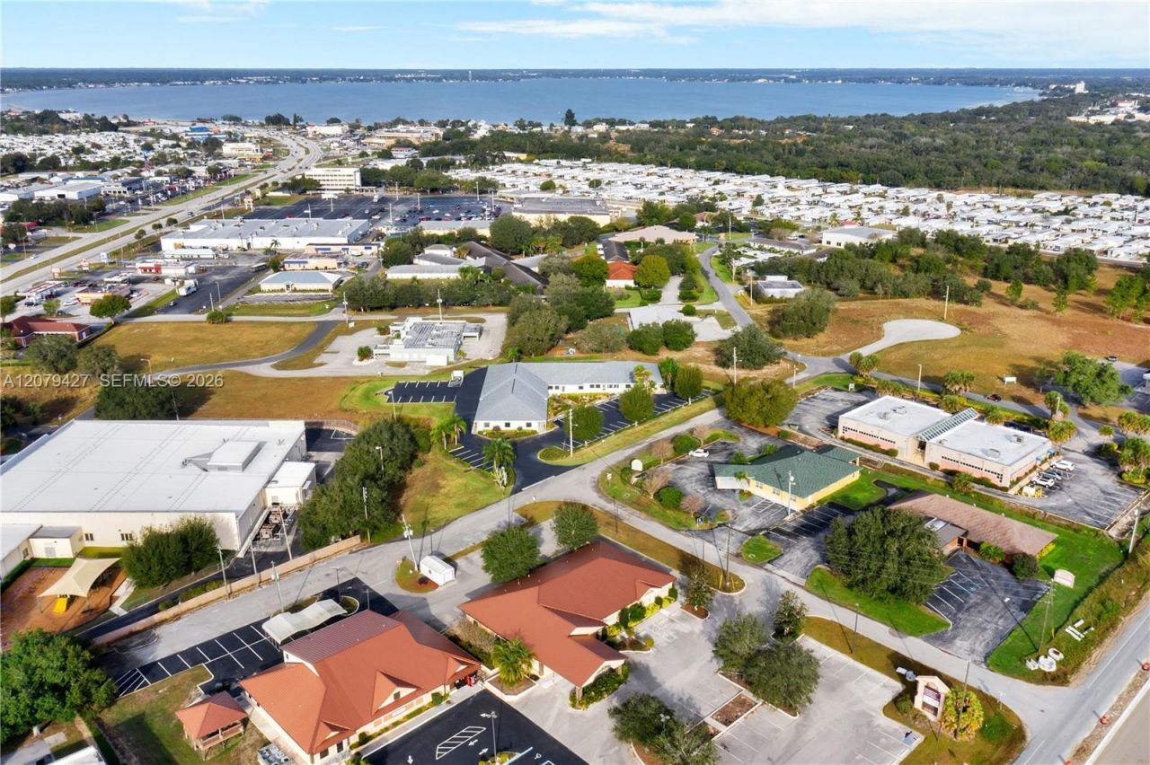 3323 Medical Hill Rd, Sebring, FL 33870 Photo