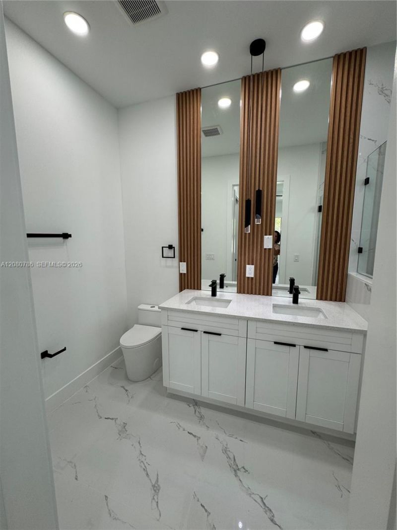 842 Nina Ave , Lehigh Acres, FL 33974 Photo