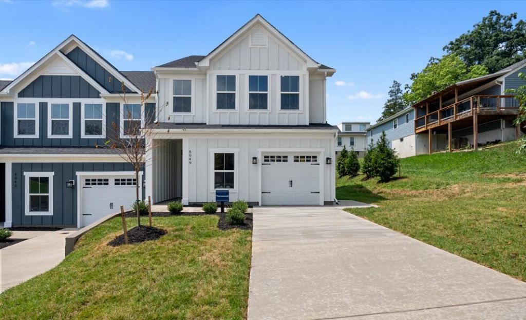 105 Medmont Cir Sw, Unit E, Roanoke, VA 24018 Main Photo