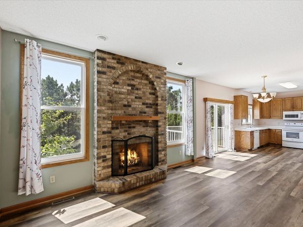 2084 Wallingford Circle , Woodbury, MN 55125