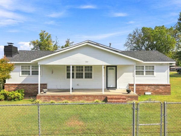 411 W Odle Street , Salina, OK 74365