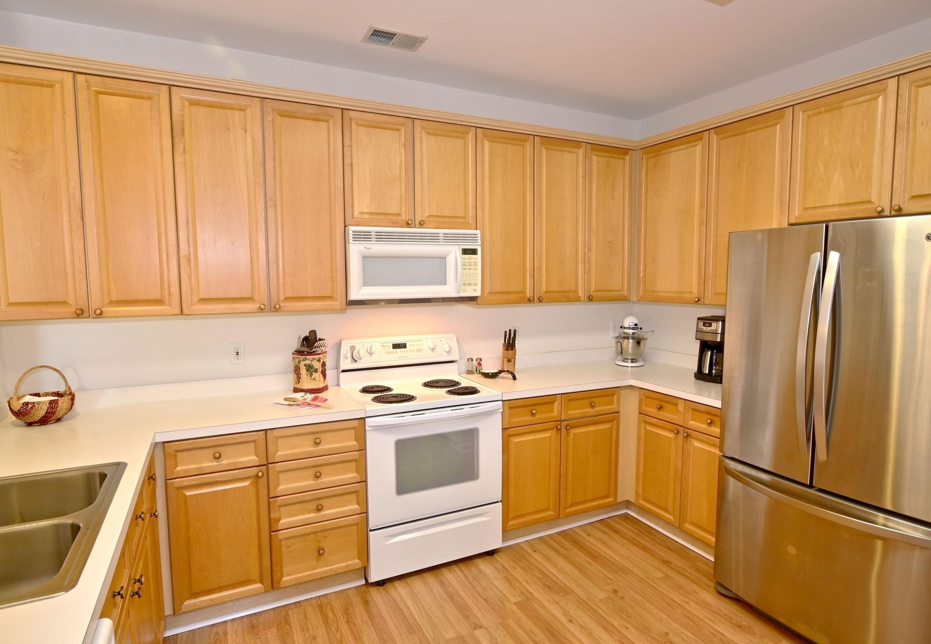 4437 Lady Banks Ln. Photo 15