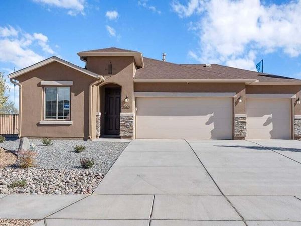 3560 Santa Fe Trail SW, Los Lunas, NM 87031