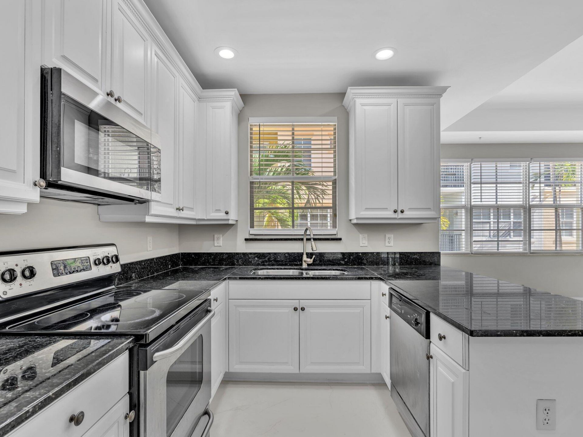 2751 Ravella Way, Palm Beach Gardens, FL 33410 Photo