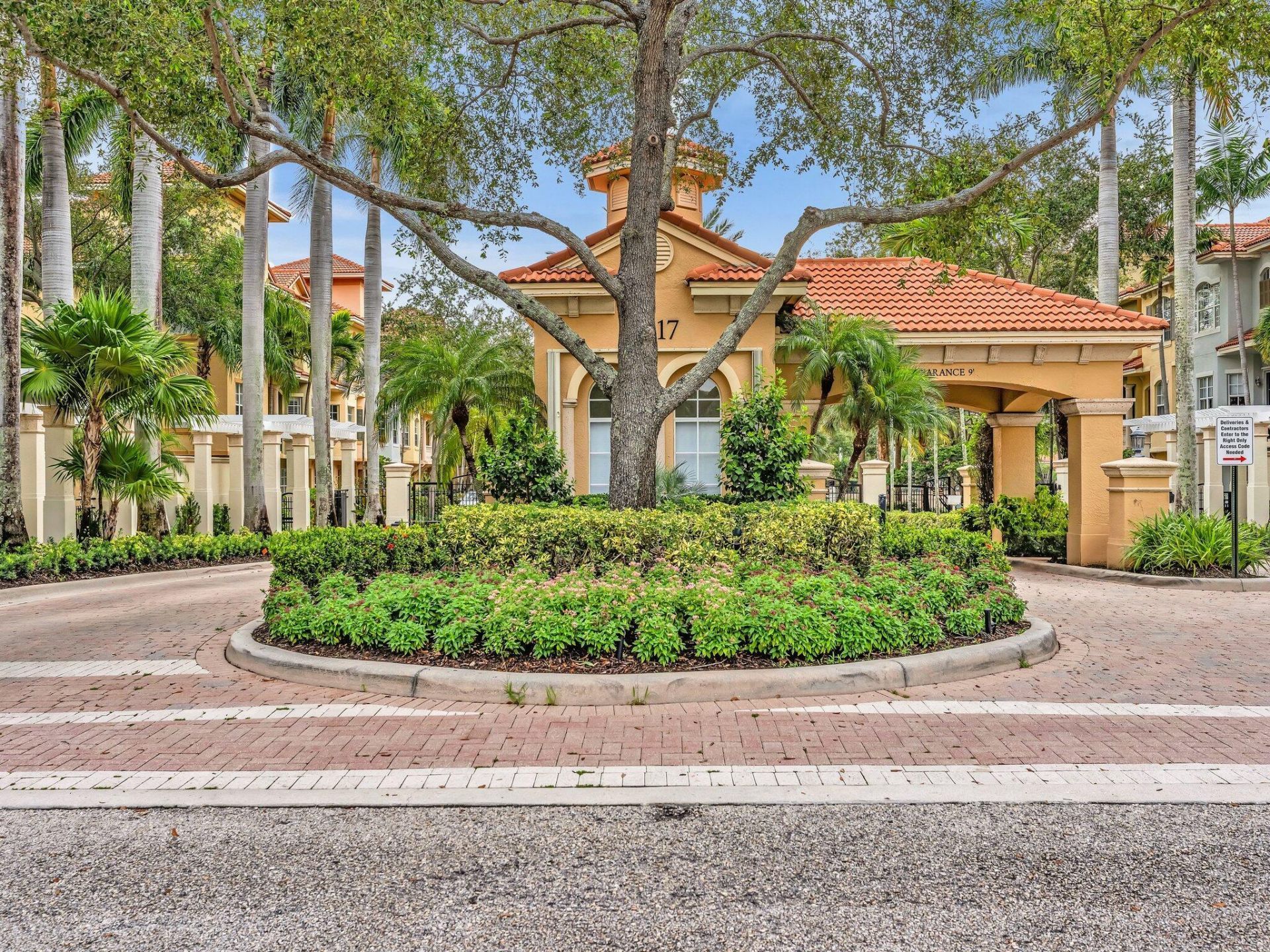 2751 Ravella Way, Palm Beach Gardens, FL 33410 Photo