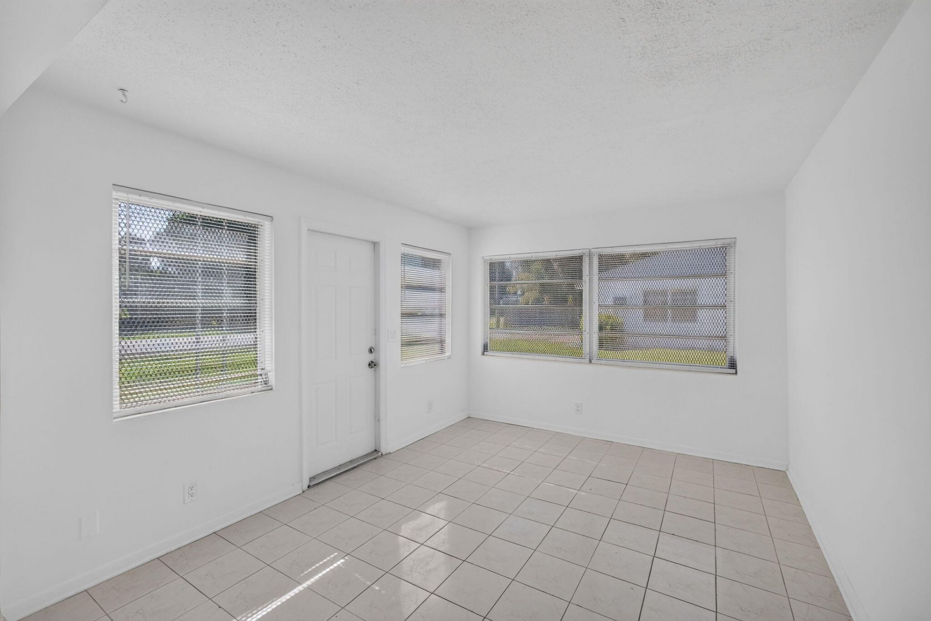 304 Cypress Drive, Lake Park, FL 33403 Photo