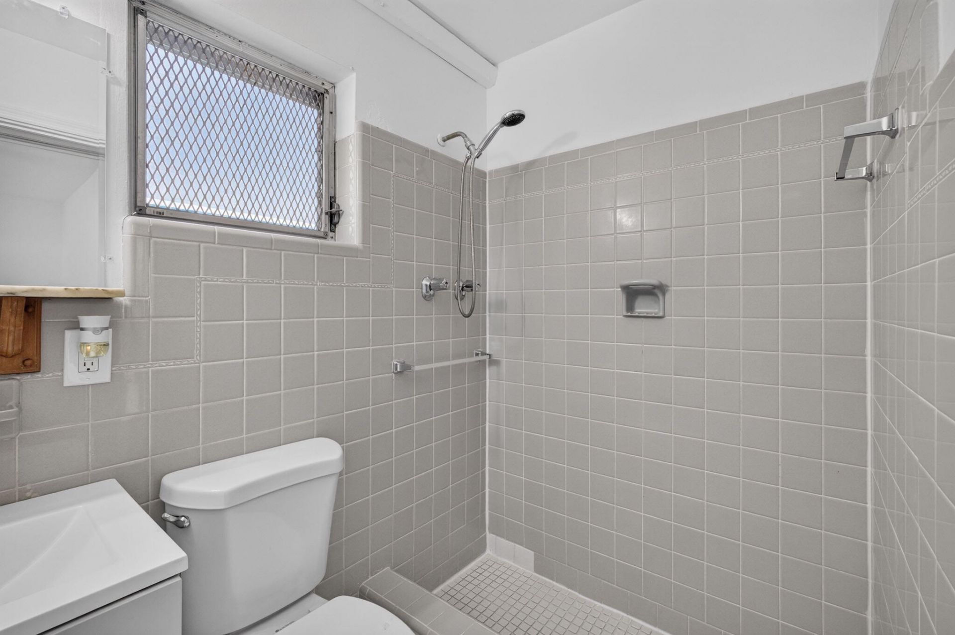 304 Cypress Drive, Lake Park, FL 33403 Photo